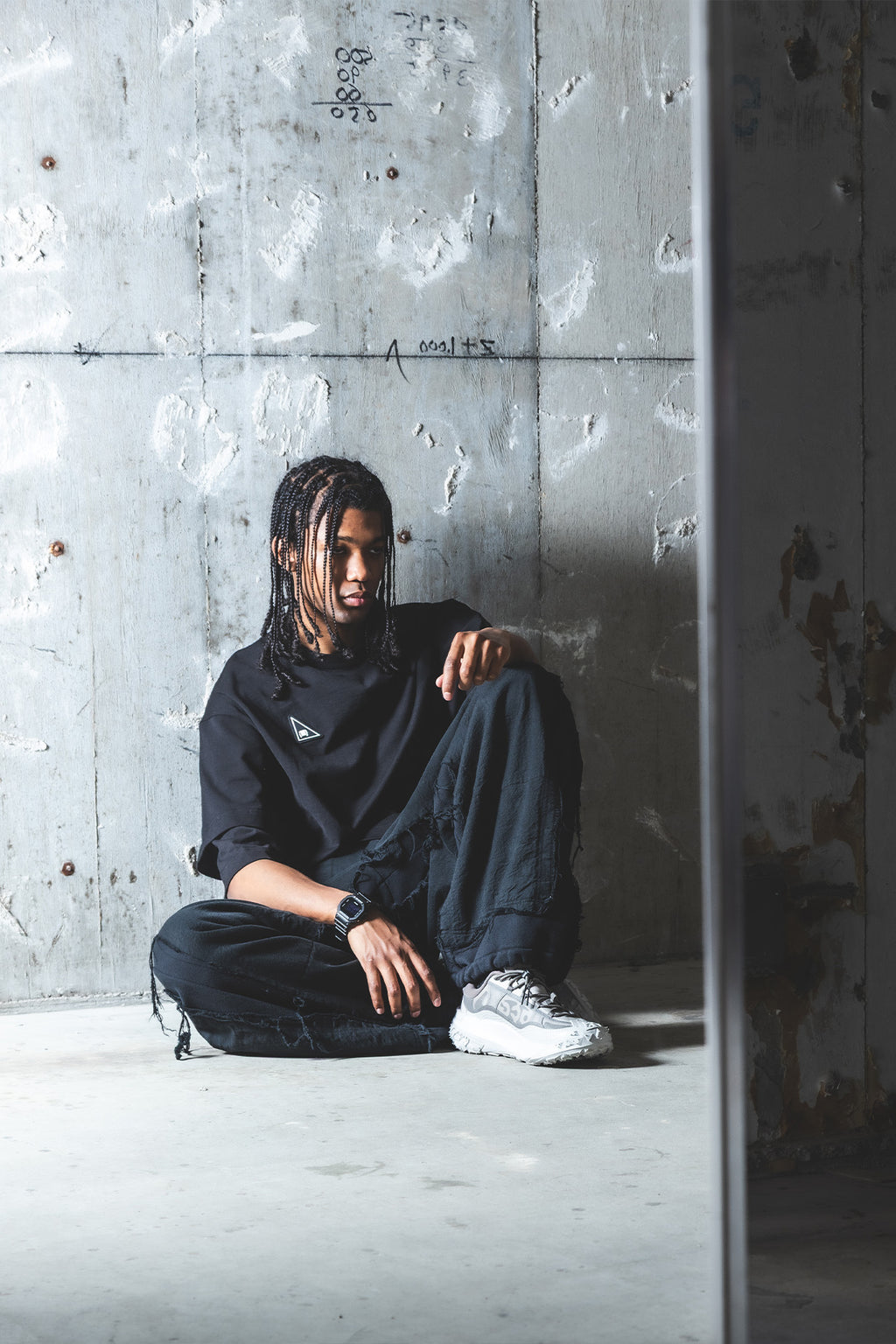 {IIII} レイヤードTシャツ | The Fourth Boundary