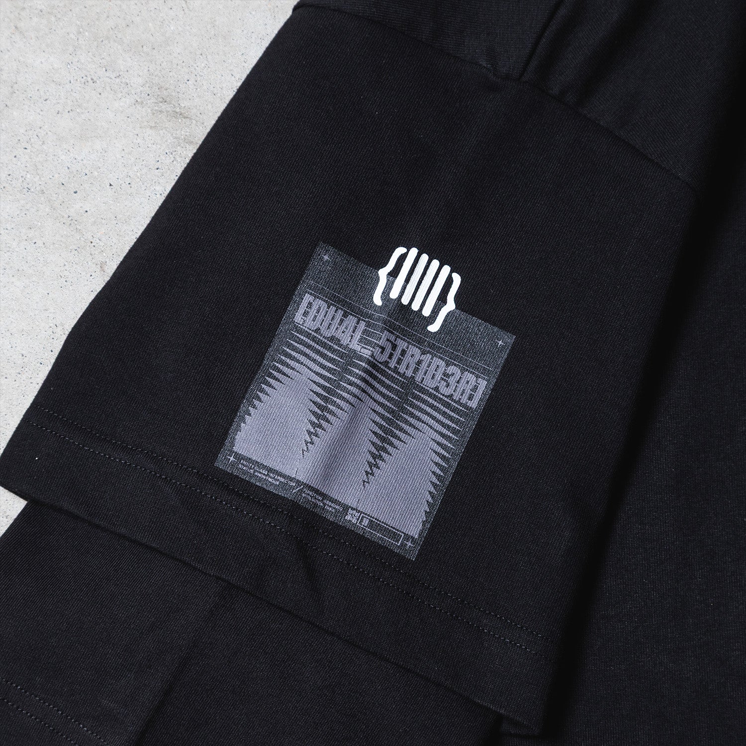 {IIII} レイヤードTシャツ | The Fourth Boundary