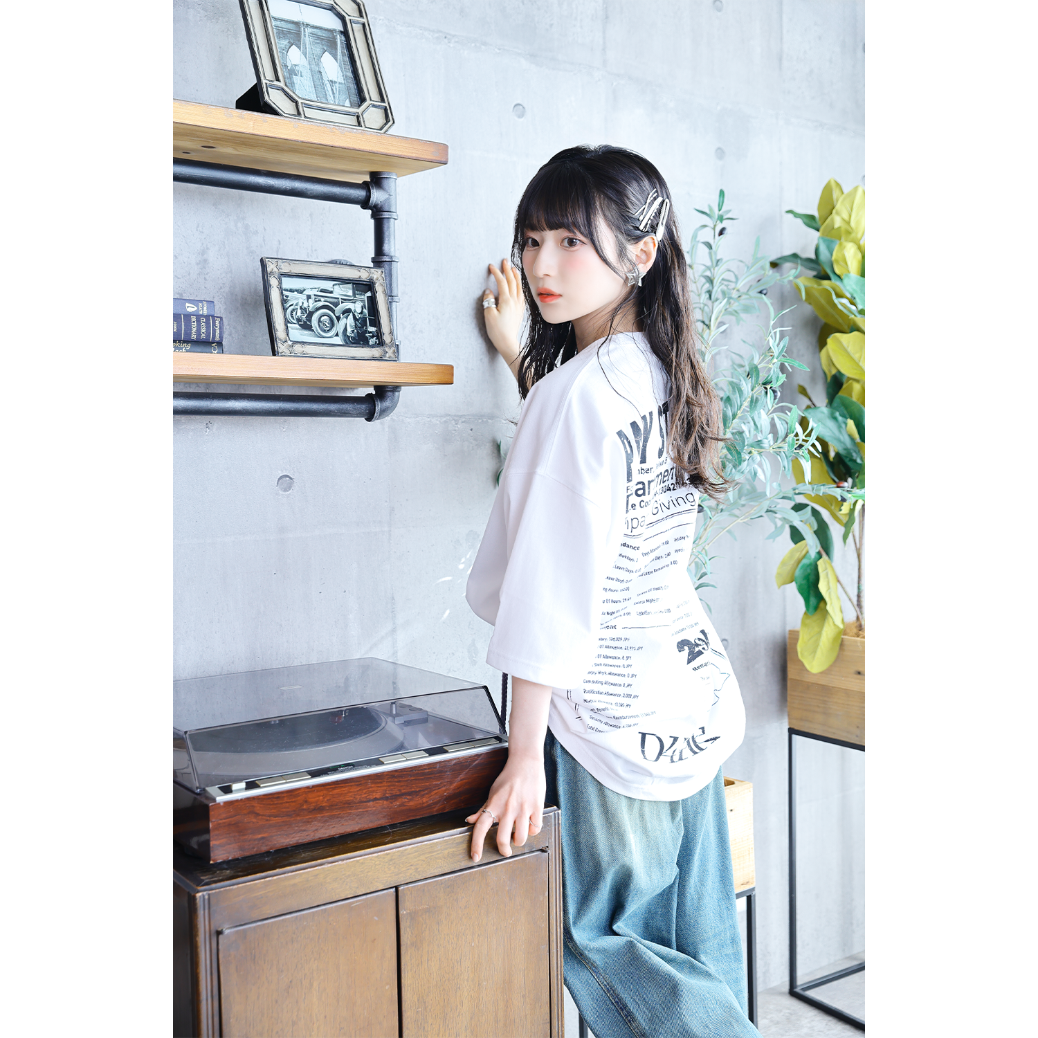 RESTRICTED：人の給与明細 Tシャツ